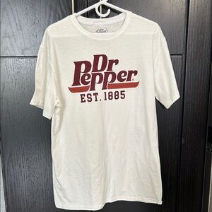 NWT White Dr. Pepper T-Shirt- Size Medium